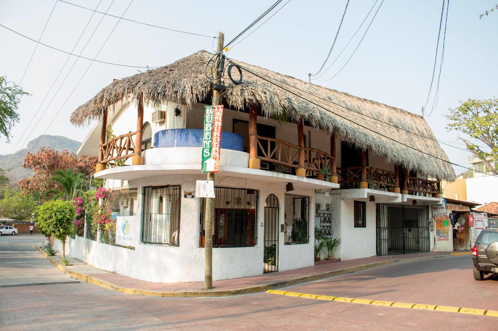 Villas Mercedes Zihuatanejo Exterior photo